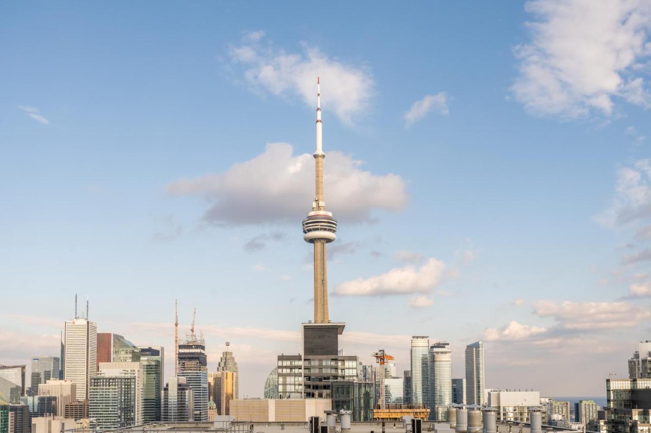 GLOBALSTAY. Maple Leaf Square in Toronto: Find Hotel Reviews